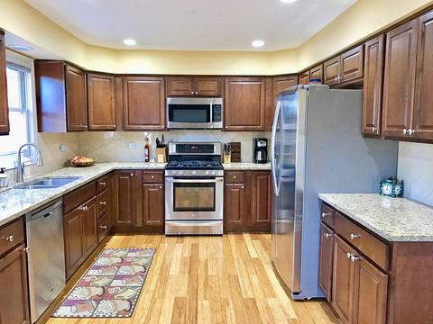 551 Philip Dr, Bartlett, IL 60103 photo 7
