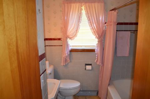 109 Cherry St, Cary, IL 60013 photo 9