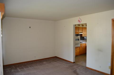 109 Cherry St, Cary, IL 60013 photo 6