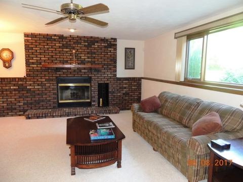 10787 Hamborg Rd, Roscoe, IL 61073 photo 17