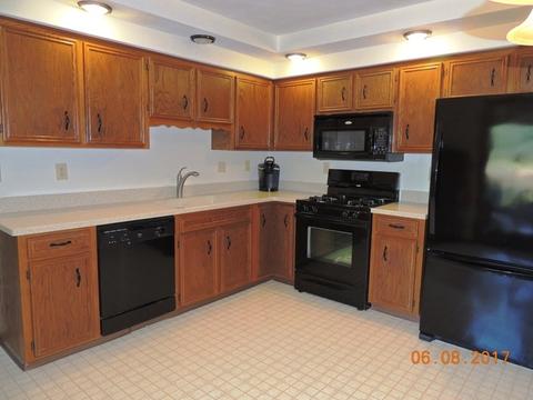 10787 Hamborg Rd, Roscoe, IL 61073 photo 6