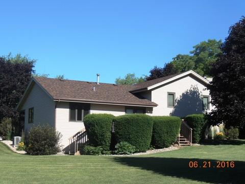 10787 Hamborg Rd, Roscoe, IL 61073 photo 2