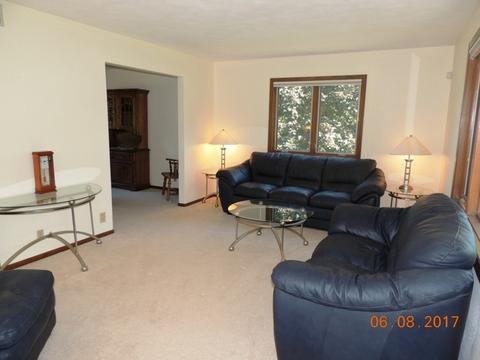 10787 Hamborg Rd, Roscoe, IL 61073 photo 9