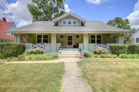 204 E Van Buren St, Philo, IL 61864 photo 1