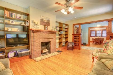 204 E Van Buren St, Philo, IL 61864 photo 10