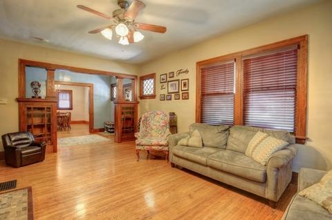 204 E Van Buren St, Philo, IL 61864 photo 7