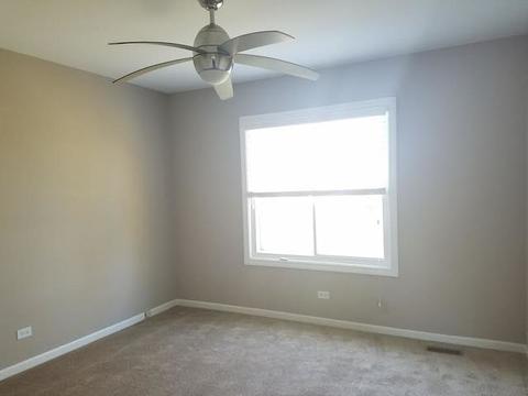7 S Hankes Rd, Aurora, IL 60506 photo 15