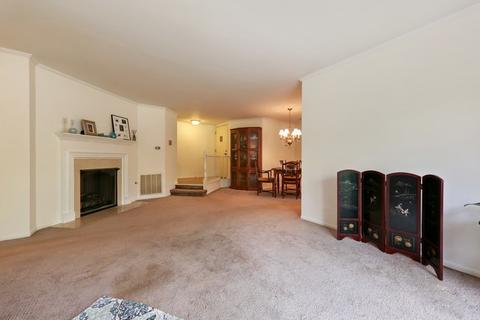 1653 Dover Ct #A, Wheaton, IL 60189 photo 5