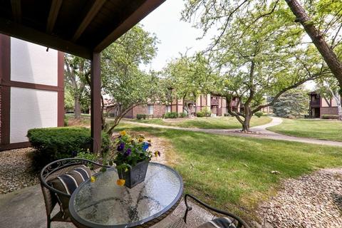 1653 Dover Ct #A, Wheaton, IL 60189 photo 11