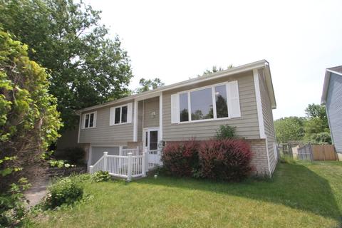 616 E Bonner Rd, Wauconda, IL 60084 photo 1