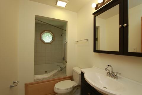 616 E Bonner Rd, Wauconda, IL 60084 photo 4
