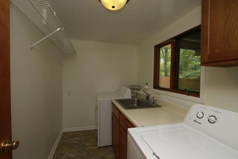 616 E Bonner Rd, Wauconda, IL 60084 photo 6