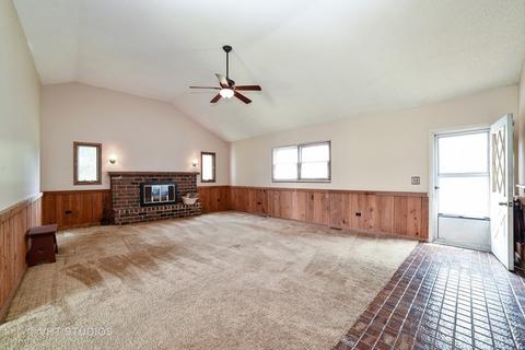 601 S 3rd St, West Dundee, IL 60118 photo 3