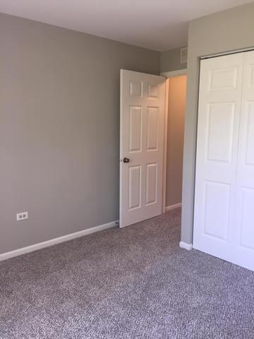 541 Lancaster Cir, Elgin, IL 60123 photo 14