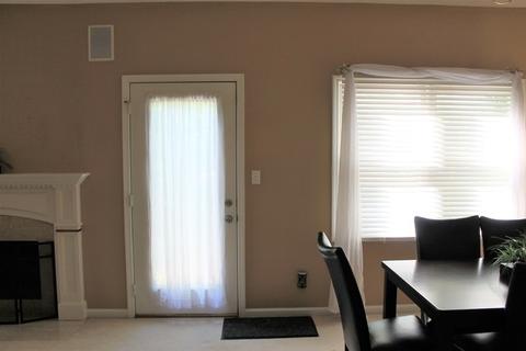 302 Kain St, Ottawa, IL 61350 photo 12