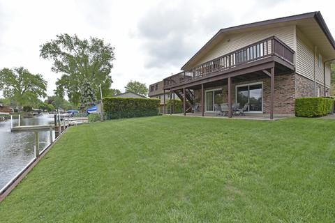 719 Monterrey Ter, Mchenry, IL 60050 photo 1