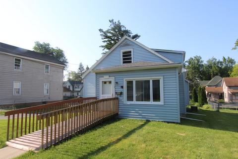 403 Dewey St, Harvard, IL 60033 photo 2