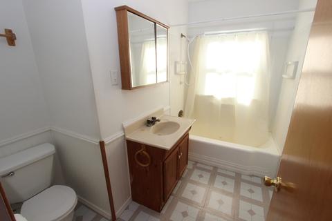 403 Dewey St, Harvard, IL 60033 photo 15