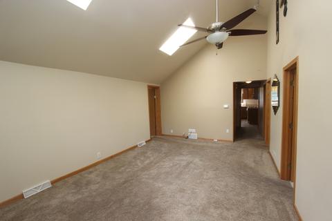 36104 N Eagle Ct, Ingleside, IL 60041 photo 9