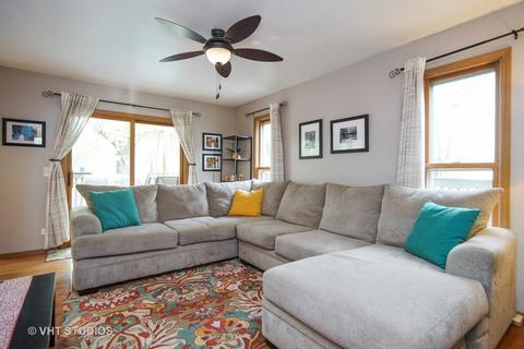1108 Willoby Ln, Elgin, IL 60120 photo 6