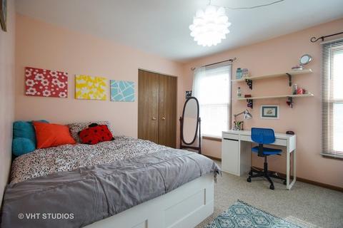 1108 Willoby Ln, Elgin, IL 60120 photo 11