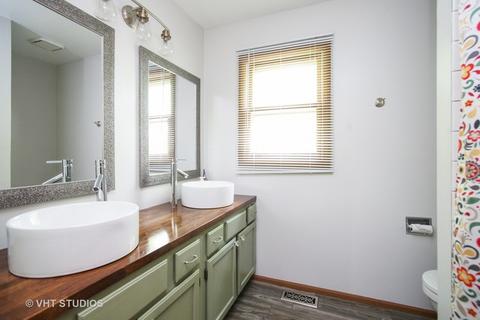1108 Willoby Ln, Elgin, IL 60120 photo 13
