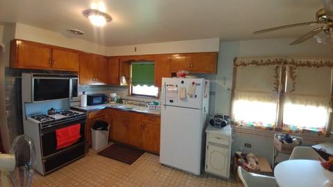 225 E 107th St, Chicago, IL 60628 photo 6