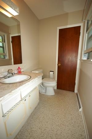 1451 Easy St, Elgin, IL 60123 photo 10