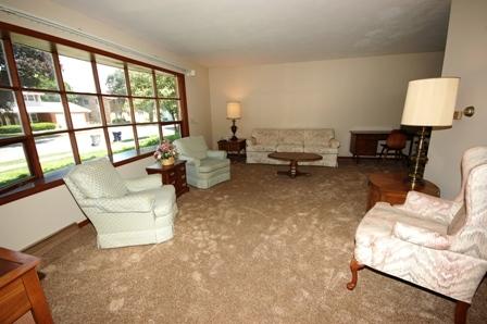 1451 Easy St, Elgin, IL 60123 photo 3