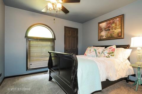 1013 Thurman Ave, Naperville, IL 60565 photo 13