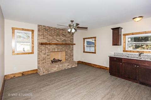 3365 E 6th Rd, La Salle, IL 61301 photo 4