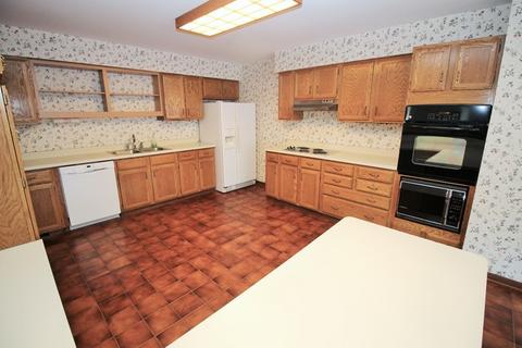 229 Aberdeen Rd, Cary, IL 60013 photo 6