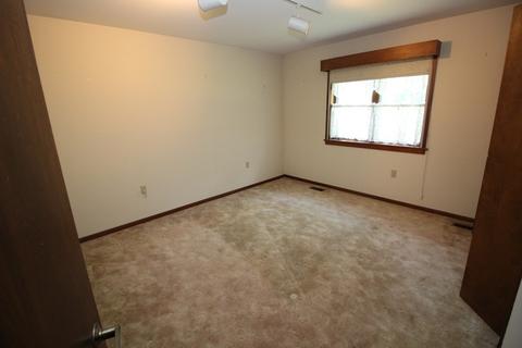 229 Aberdeen Rd, Cary, IL 60013 photo 17