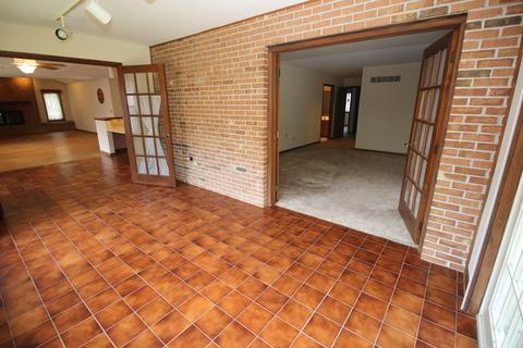 229 Aberdeen Rd, Cary, IL 60013 photo 10