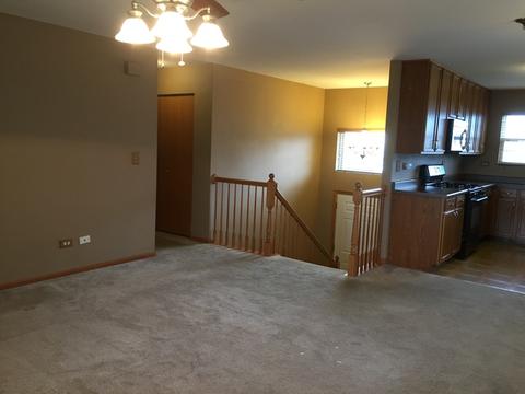 75 E Clover Ave, Cortland, IL 60112 photo 5