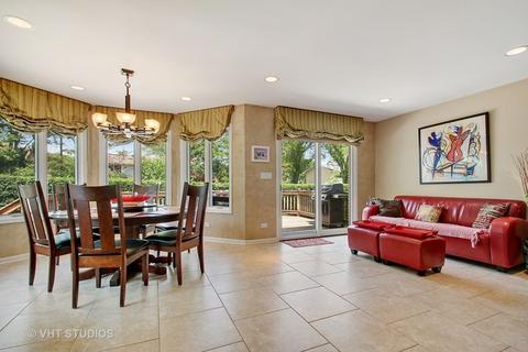 3532 Maple Leaf Dr, Glenview, IL 60026 photo 4