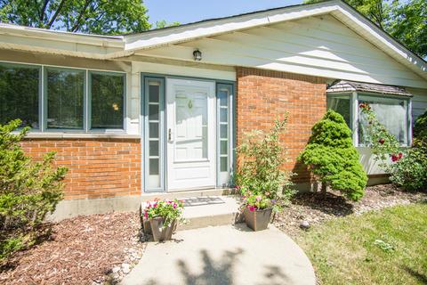 660 Perry Ln, Hoffman Estates, IL 60169 photo 4