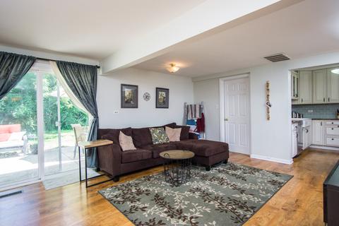 660 Perry Ln, Hoffman Estates, IL 60169 photo 6