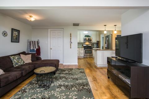 660 Perry Ln, Hoffman Estates, IL 60169 photo 7