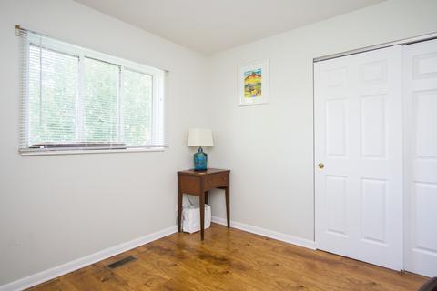 660 Perry Ln, Hoffman Estates, IL 60169 photo 23