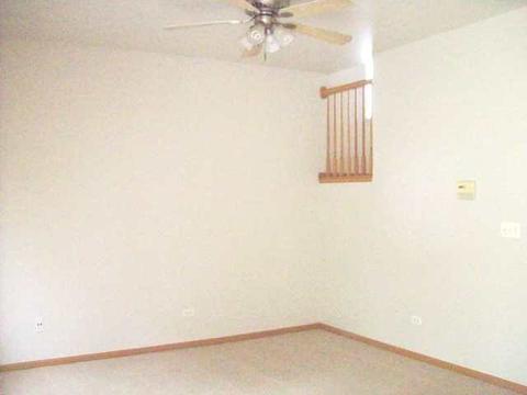 2832 Sun Valley Dr, Plainfield, IL 60586 photo 4