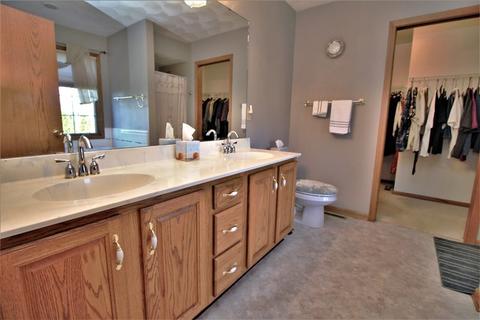 6715 Lindbloom Ln, Cherry Valley, IL 61016 photo 13