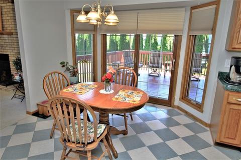 6715 Lindbloom Ln, Cherry Valley, IL 61016 photo 7