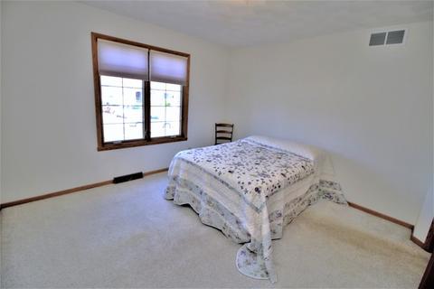 6715 Lindbloom Ln, Cherry Valley, IL 61016 photo 18