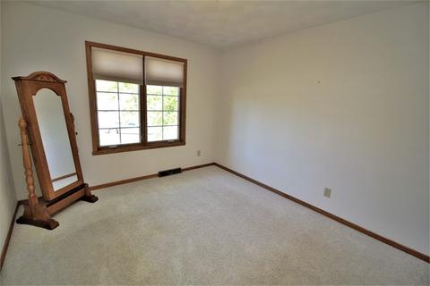 6715 Lindbloom Ln, Cherry Valley, IL 61016 photo 15