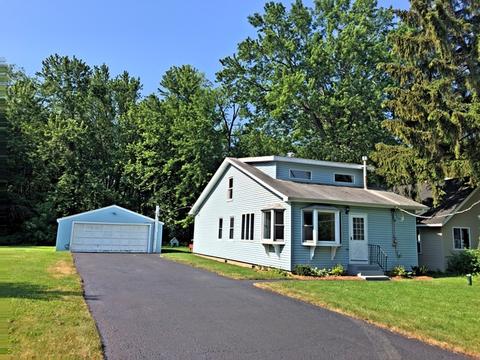2117 Salem Ave, Johnsburg, IL 60051 photo 1