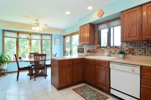 1785 Lakeview Dr #D, Wheeling, IL 60090 photo 4