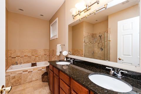 610 E 43rd St #1, Chicago, IL 60653 photo 8