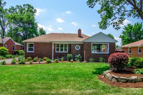 835 E 11th St, Lockport, IL 60441 photo 3