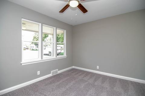 835 E 11th St, Lockport, IL 60441 photo 17
